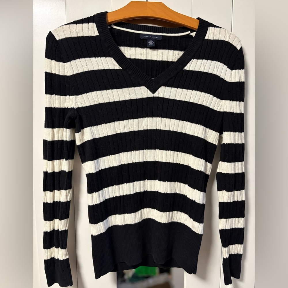 Tommy Hilfiger Striped V-Neck Sweater - Black & White - M